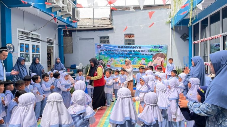 KUNJUNGAN KERJA KEPALA BIDANG PAUD DIKMAS KOTA DEPOK KE          TKIT MUTIRA ISLAM