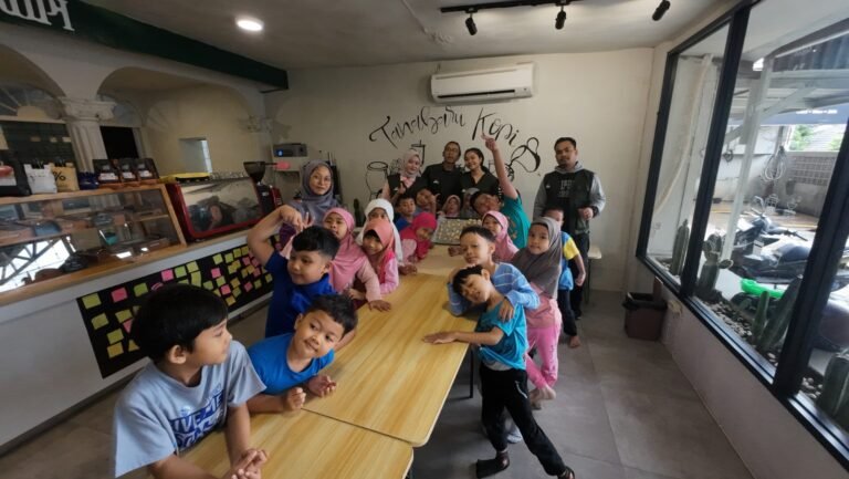 Kegiatan Excursion Kelas 1 dan Kelas 2 bersama Murid SDIT Mutiara Islam